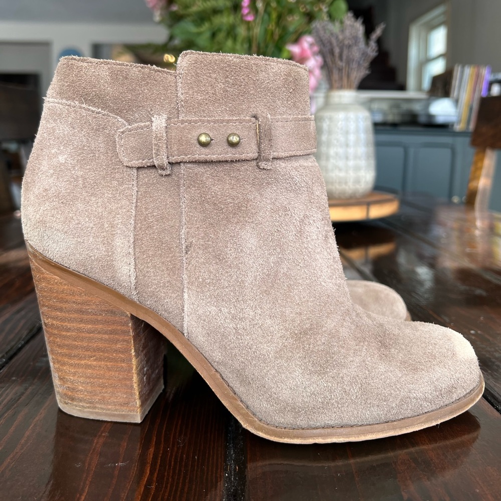 Taupe Sole Society Lyriq Booties